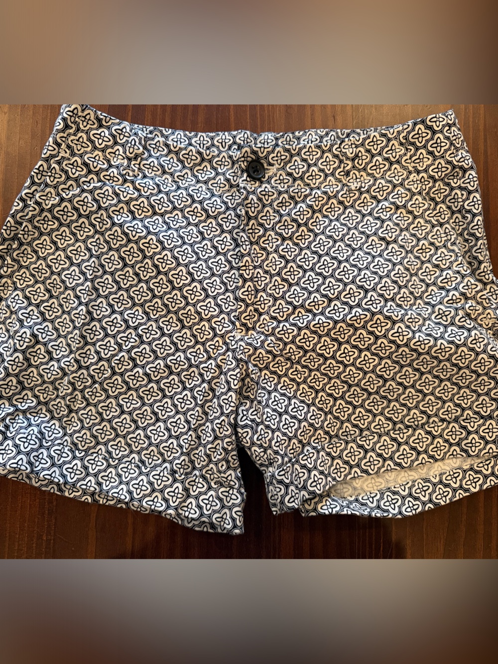 Banana Republic Black & White Patterned Shorts